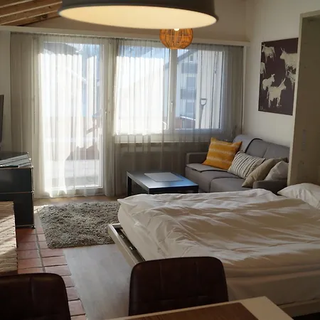 Homes Casa Partnun 2-9 Daire