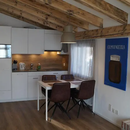 Homes Casa Partnun 2-9