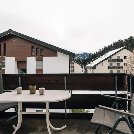 Homes Casa Partnun 2-9 Daire *